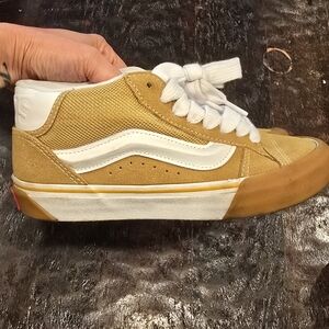 KNU Vans MID SNEAKERS